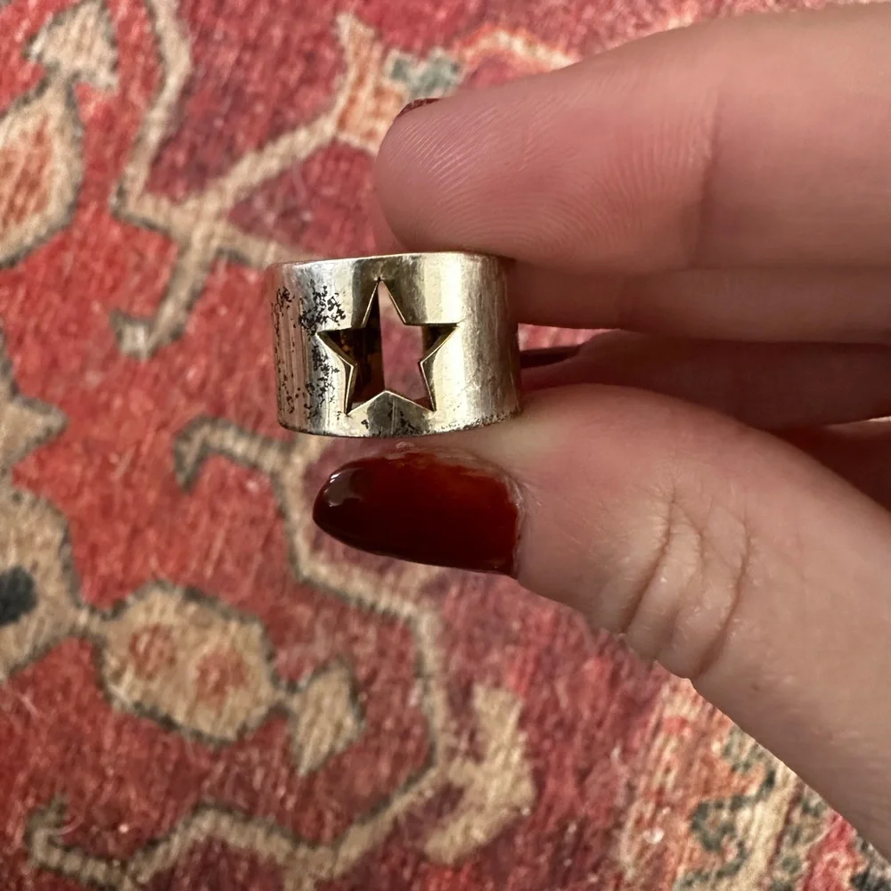 Stamped sterling silver star ring (adjustable) - Picture 5 of 5